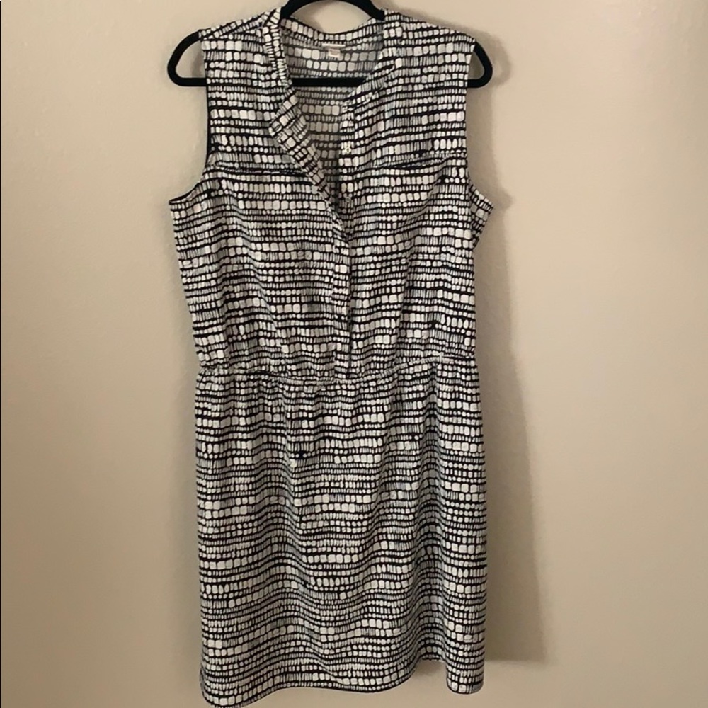 Printed  Sleeveless Dress with Pockets